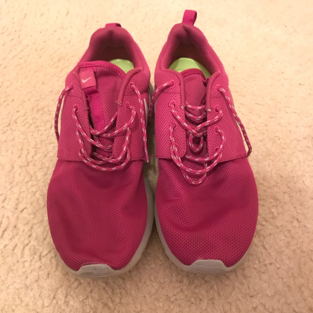 Women’s Nike Roshe